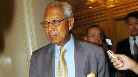 George Ho