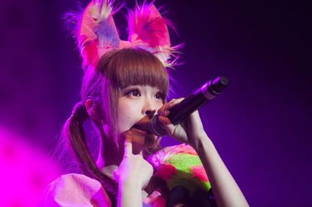 Who is Kyary Pamyu Pamyu dating? Kyary Pamyu Pamyu boyfriend, husband