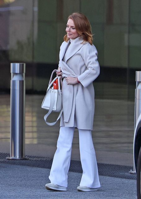 Geri Halliwell – Seen while out in Los Angeles