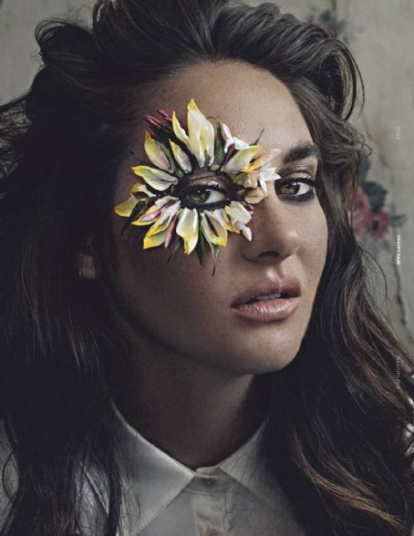 Shailene Woodley - Vanity Fair Magazine Pictorial [Italy] (21 August