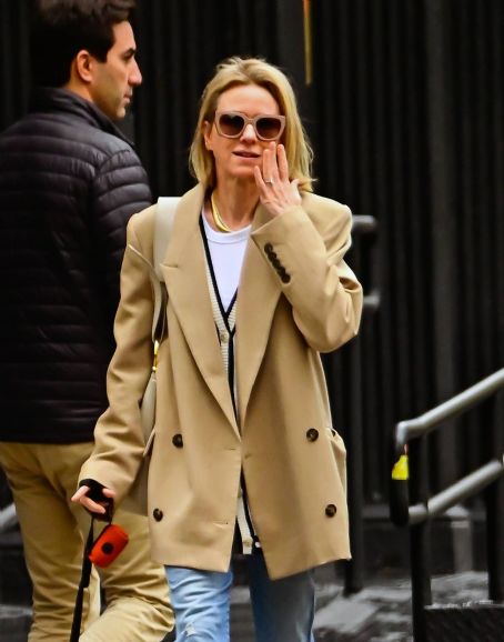 Naomi Watts – With Billy Crudup step out in New York