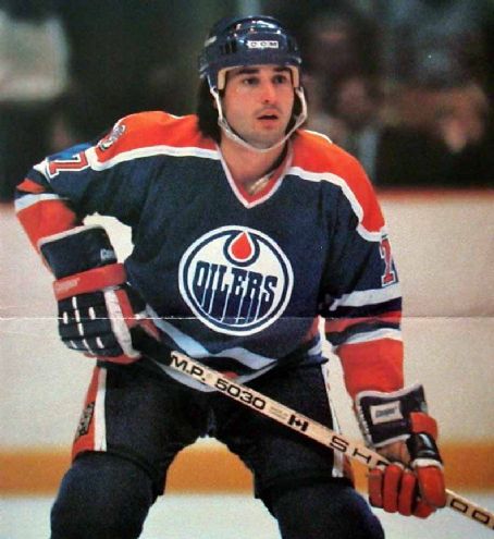 Who is Paul Coffey dating? Paul Coffey girlfriend, wife