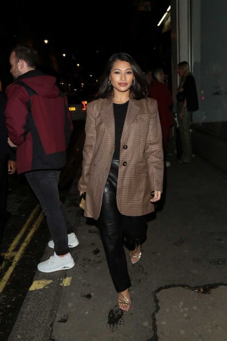Vanessa White – Arriving at Mahiki in London | Vanessa White Picture