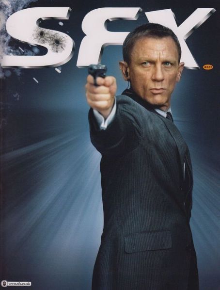 Daniel Craig - SFX Magazine Cover [United Kingdom] (November 2012)