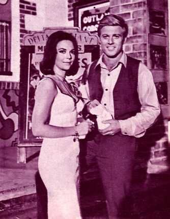 Natalie Wood and Robert Redford in This Property is Condemned Picture ...