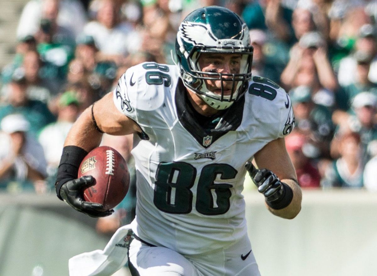 Who is Zach Ertz dating? Zach Ertz girlfriend, wife