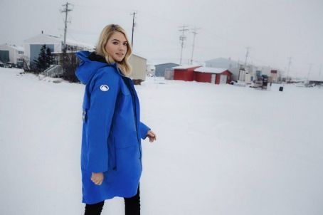 Canada goose hotsell kate upton