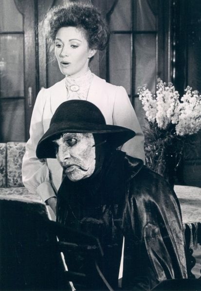 Maximilian Schell and Jane Seymour