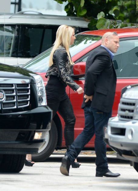 Britney Spears arriving at 'X-Factor' auditions in Miami (July 23