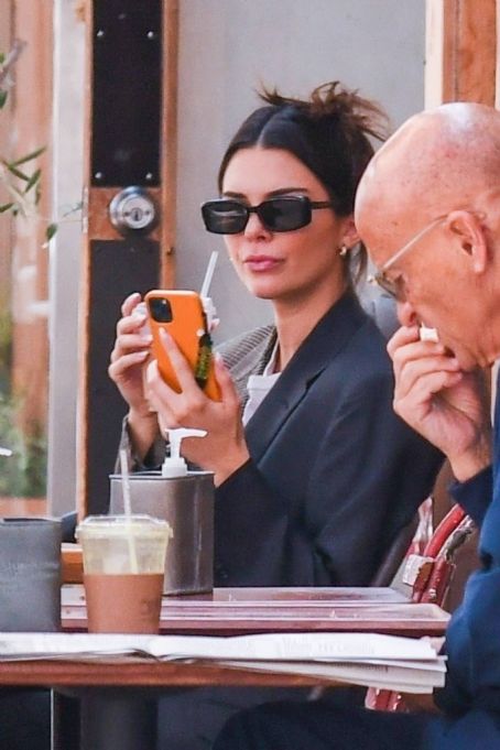 Kendall Jenner – Out for a lunch in Beverly Hills