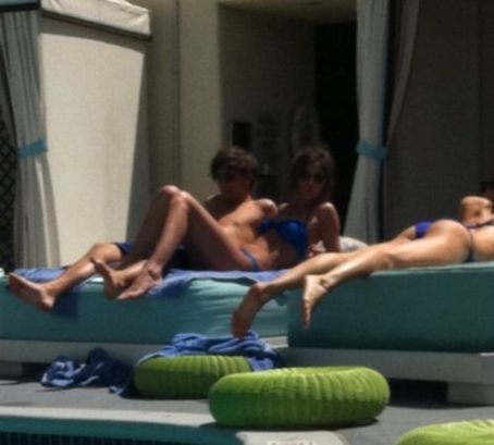 Louis Tomlinson and Eleanor Calder