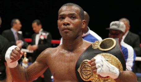 Jezreel Corrales