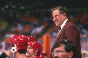 Bob Johnson (ice hockey b. 1931)