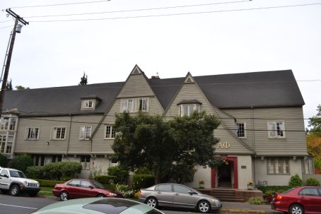 Alpha Phi Sorority House (Eugene, Oregon)