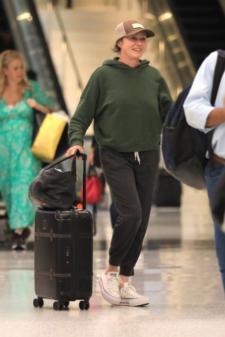 Shannen Doherty – Was seen at LAX