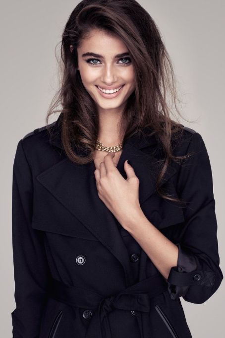 Taylor marie hill h&m