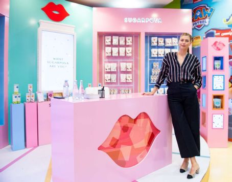 Maria Sharapova – Sugarpova Meet & Greet at the Candylicious Store in