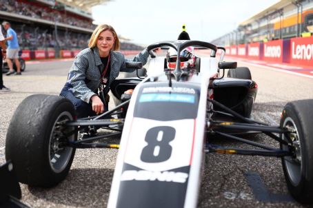 Chloe Grace Moretz – F1 Academy Series in Austin race 2 at Circuit of The Americas