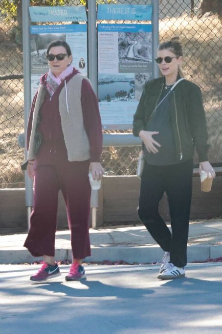 Kate Mara – Takes a walk in Los Feliz