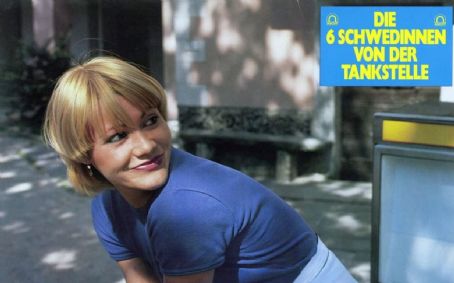 High Test Girls - France Lomay