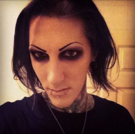 Who is Chris Motionless dating? Chris Motionless girlfriend, wife