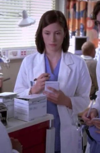 Chyler Leigh As Dr Lexie Grey In Greys Anatomy S04e02 Picture Photo Of Dr Lexie Grey 