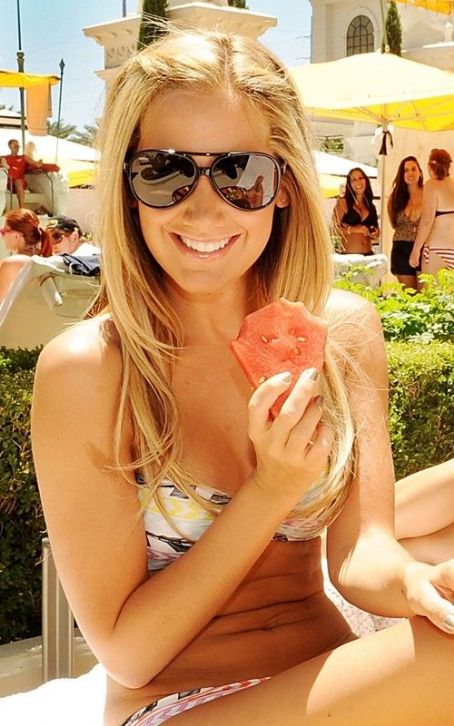 Ashley Venus in bikini 