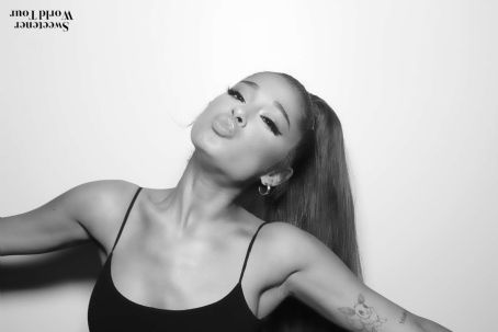 Ariana Grande – Sweetener World Tour Meet and Greet in London
