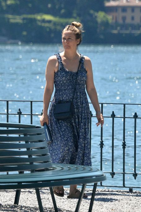 Alicia Silverstone – Spotted in Lake Como
