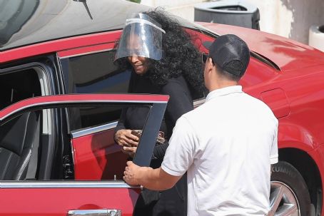 Diana Ross – Got into her red Chrysler 300 sedan in Beverly Hills