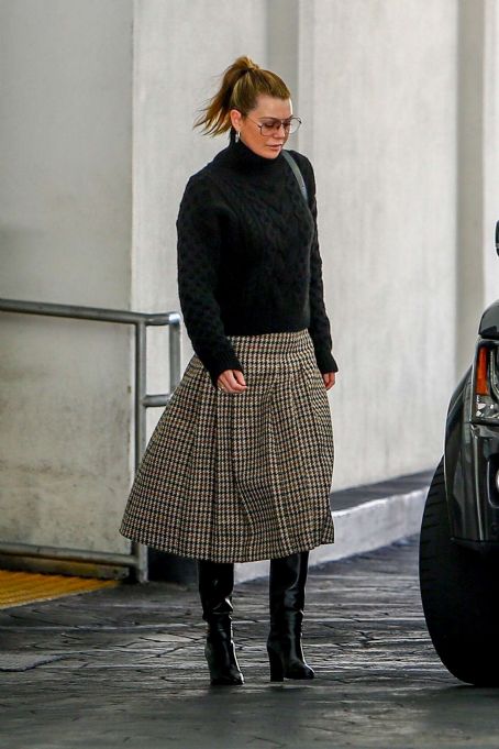 Ellen Pompeo – Leaves E Baldi in Beverly Hills | Ellen Pompeo Picture