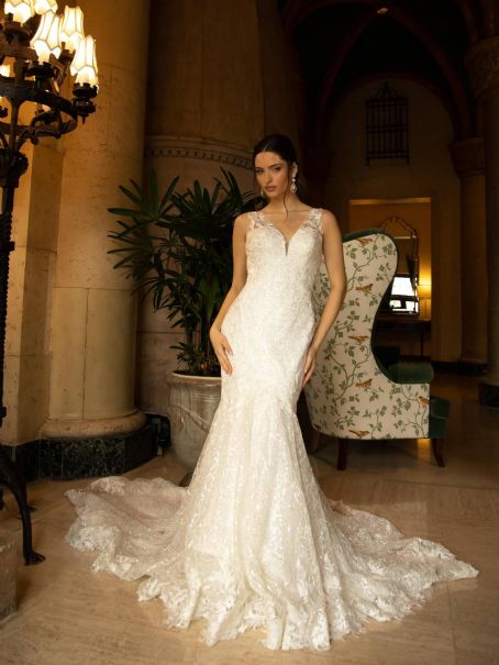 Renee Murden – Sophia Thomas Designs 2022 Bridal Collection - FamousFix