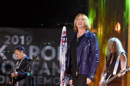 Def Leppard performs at the 2019 Rock & Roll Hall Of Fame Induction Ceremony - Show at Barclays Center on March 29, 2019 in New York City