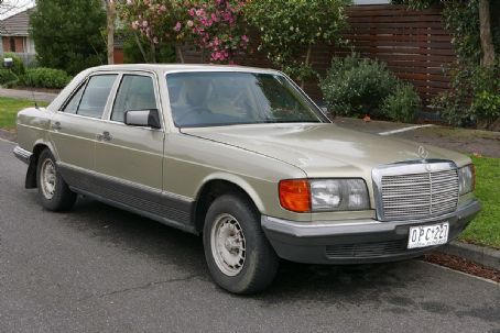 Mercedes-Benz W126