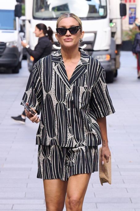 Ashley Roberts – With Barkha Shewak Leaving The Arts Club in Mayfair in