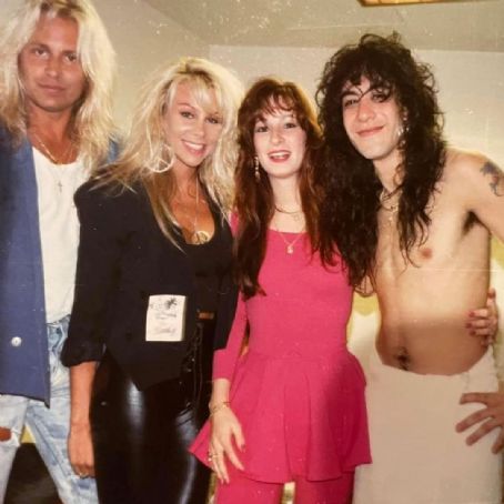 Who is Vince Neil dating? Vince Neil girlfriend, wife
