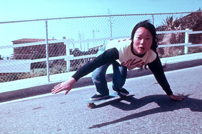 Dogtown and Z-Boys (2001)
