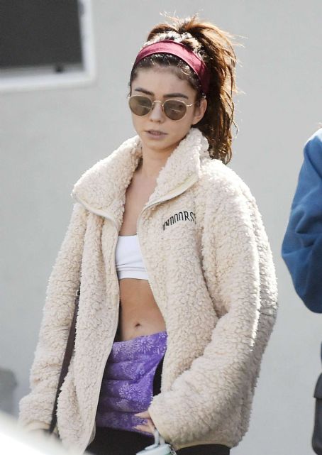 Sarah Hyland – Leaves pilates in Studio City
