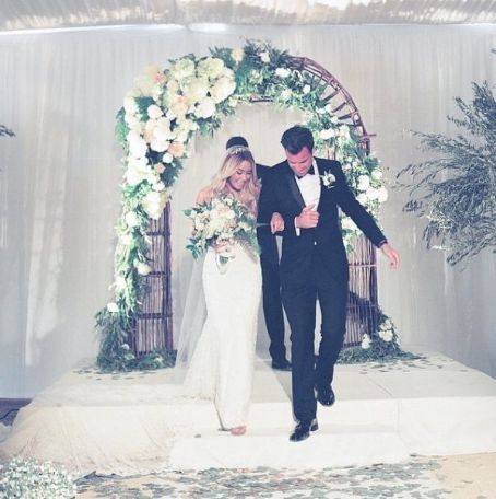 Lauren Conrad and William Tell's Wedding Day September 13, 2014 -  FamousFix.com post