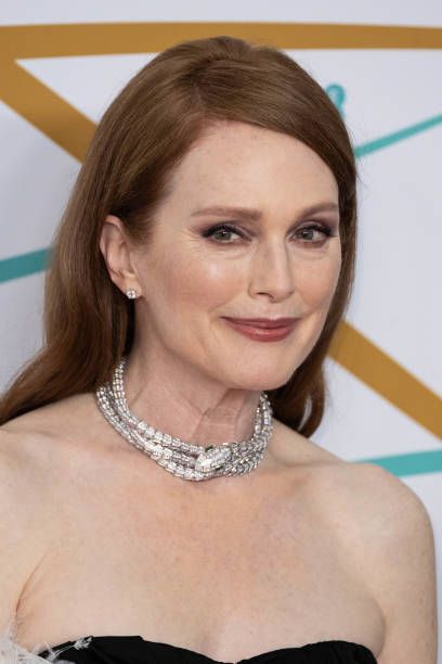 Julianne Moore - The EE BAFTA Film Awards (2023)
