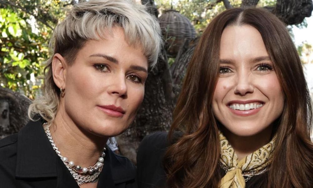 Ashlyn Harris And Sophia Bush - FamousFix