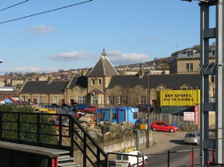 Shipley and Windhill railway station