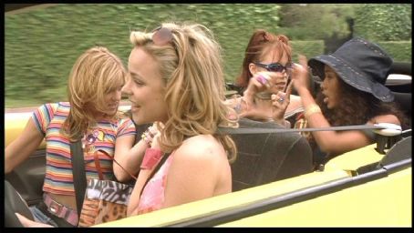 Anna Faris (front left), Rachel McAdams (front right), Maritza Murray (back right) and Alexandra Holden (back left) in Touchstone's The Hot Chick - 2002