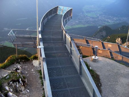 AlpspiX Viewing Platform
