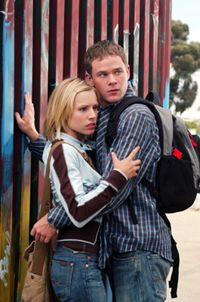 Kristen Bell and Aaron Ashmore