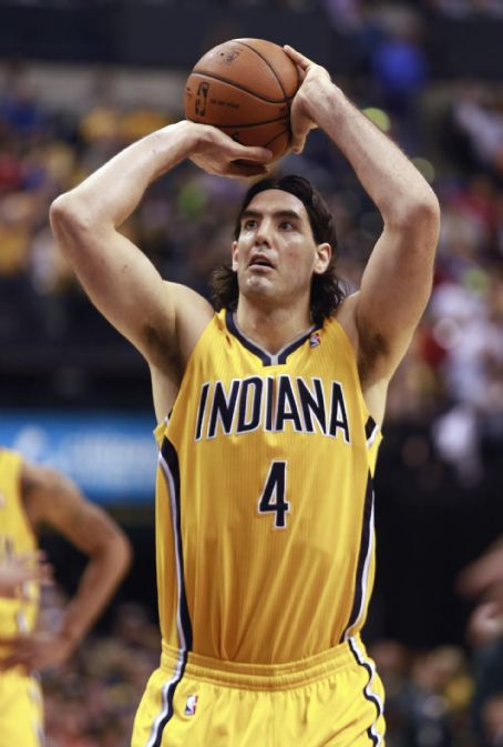 Who is Luis Scola dating? Luis Scola girlfriend, wife