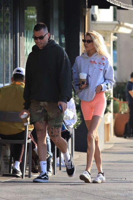 Stella Maxwell – Out for coffee in Los Angeles