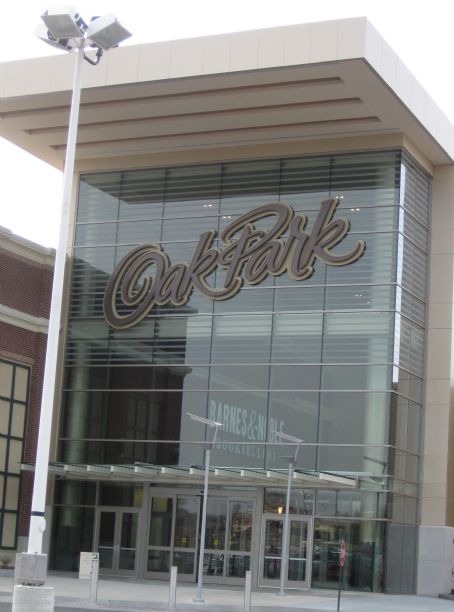 Oak Park Mall