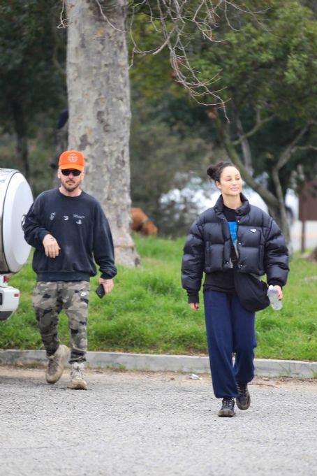 Cara Santana – With boyfriend Shannon Leto on a hike with their beloved dogs in LA