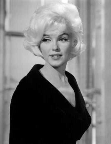 Marilyn Monroe Costume & Hair Tests- Somethings Got To Give | Marilyn ...